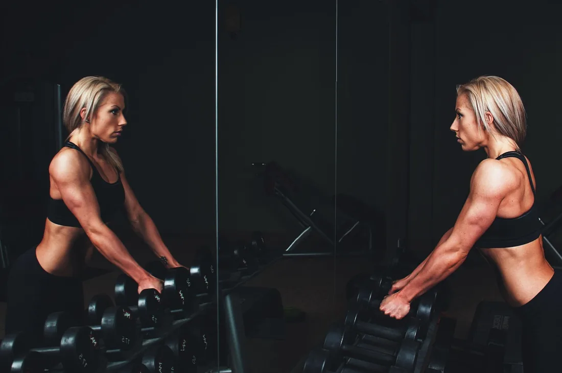 Training in einem Fitnessstudio